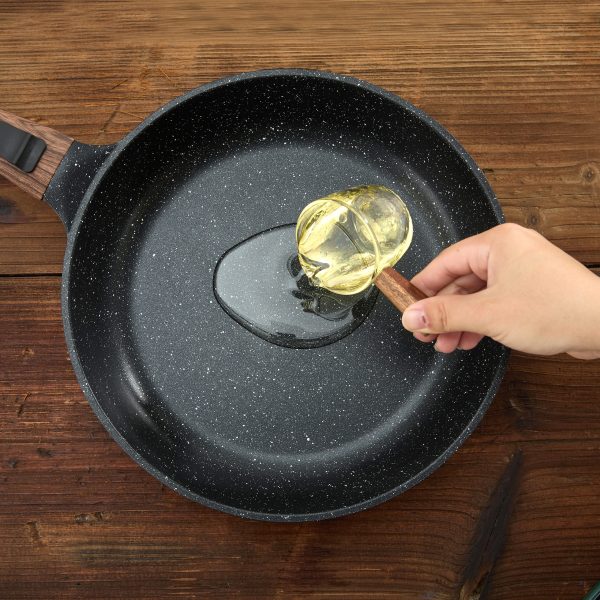 28cm Black color with white dots non stick frying pan detachable handle  Suitable all stoves - Image 8